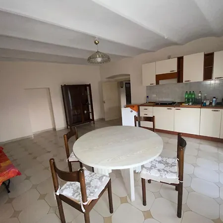 Holiday home In Fuga Dal Centro Urbano